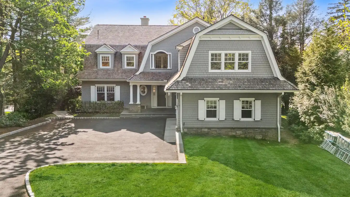 Private Property on Prime Waterfront