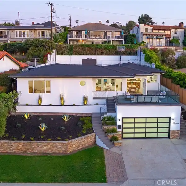 THE PINNACLE OF CALIFORNIAN LIVING