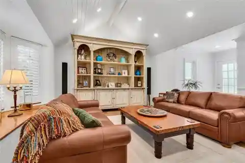 Elegant Townhome with Designer Upgrades