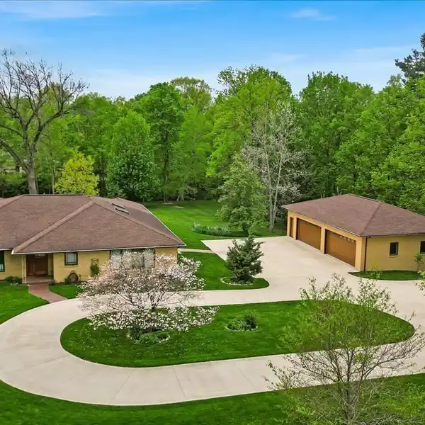 SPACIOUS RANCH ON 1.9 ACRES