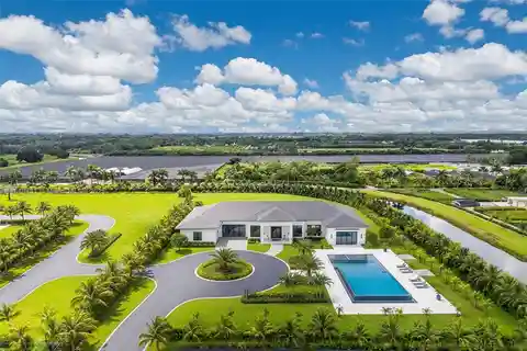 Build Your Custom Dream Home on 4.574 Acres