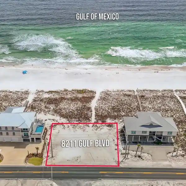 PREMIER GULF-FRONT LOT