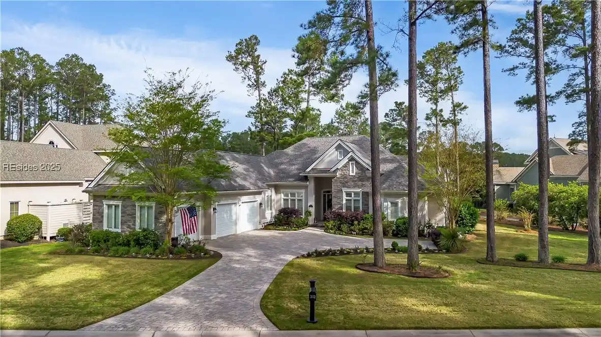 Gorgeous Home in Hampton Hall