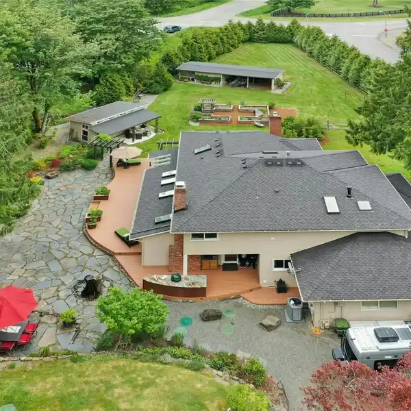 A ONE-OF-A-KIND RETREAT