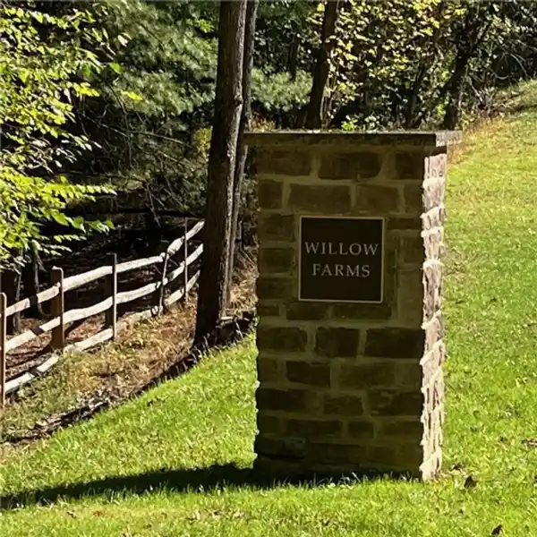 EXPANSIVE LOT WITH ENDLESS CUSTOMIZATION POTENTIAL