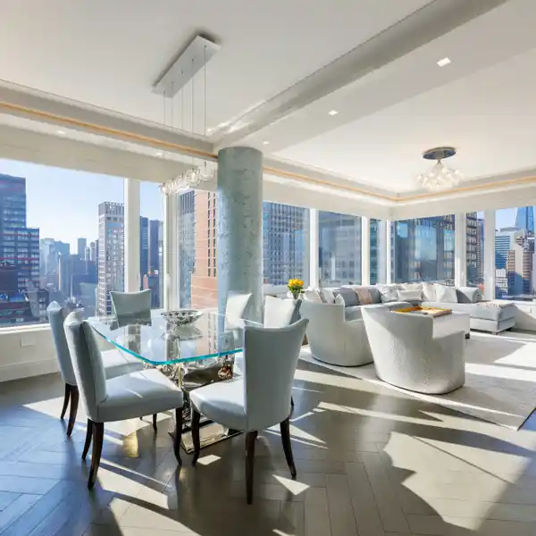 TRIPLE MINT CONDO ABOVE BILLIONAIRE'S ROW