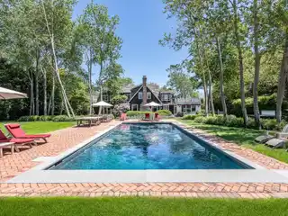 Tranquil Six Bedroom Oasis for Rent