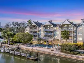 Condo Convenience with House Vibes