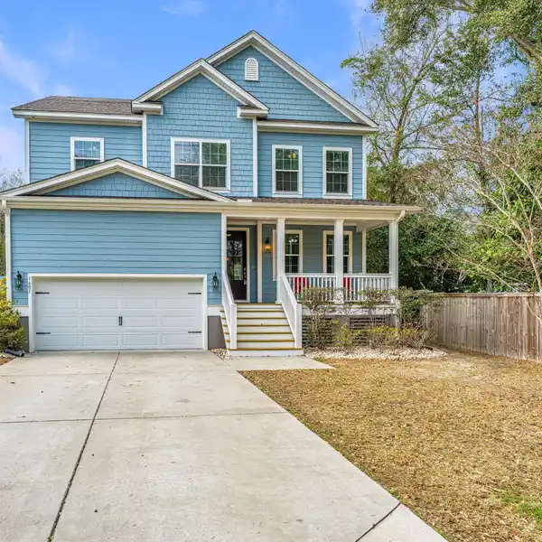 STUNNING HOME MINUTES FROM FOLLY BEACH