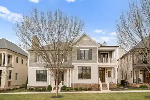Spectacular Residence in Meadowbrook Park
