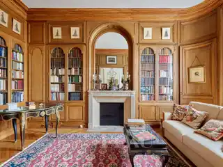 Exceptional Apartment in a Haussmannian Building