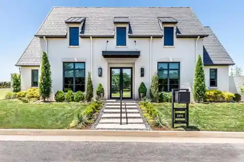 Modern Masterpiece Featuring Ultimate Entertainer’s Dream