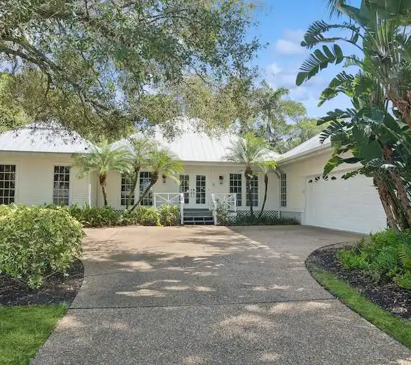 BEAUTIFULLY REMODELED HOME ON A LARGE LAKEFRONT LOT