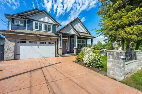 Exquisite Craftsmanship on Quiet Avenue