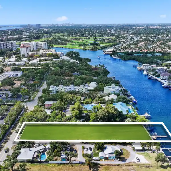 EXCEPTIONAL DIRECT INTRACOASTAL PROPERTY