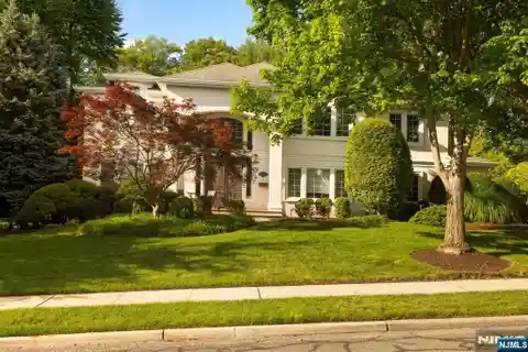 Extraordinary Colonial on the East Hill of Closter
