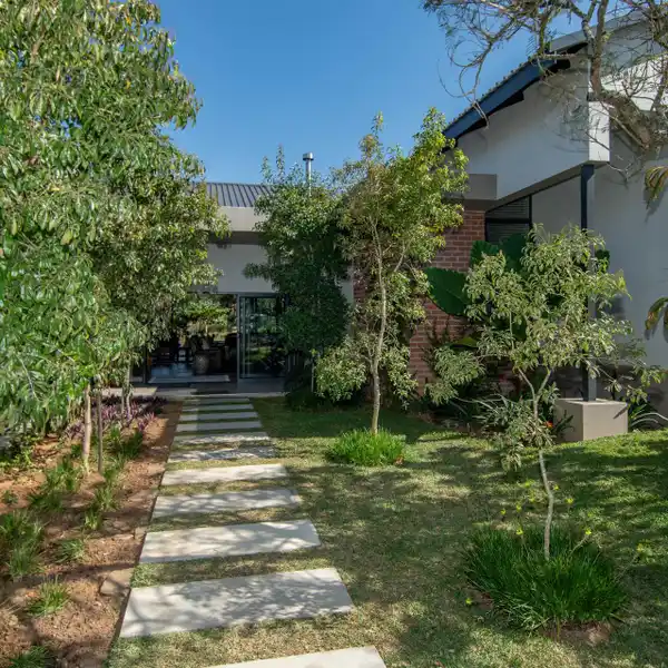 MODERN RESIDENCE IN THE REST ECO ESTATE