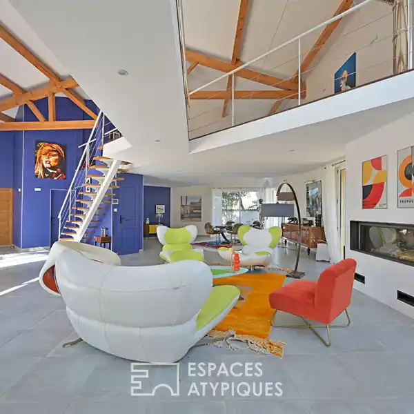 ARCHITECT-DESIGNED VILLA IN A PRESERVED GREEN SETTING