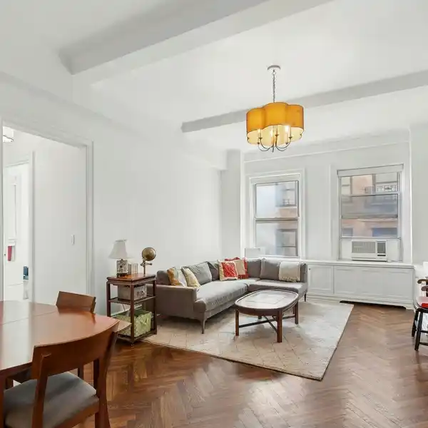 LIGHT-FILLED PREWAR HOME AT THE HAROLDON COURT