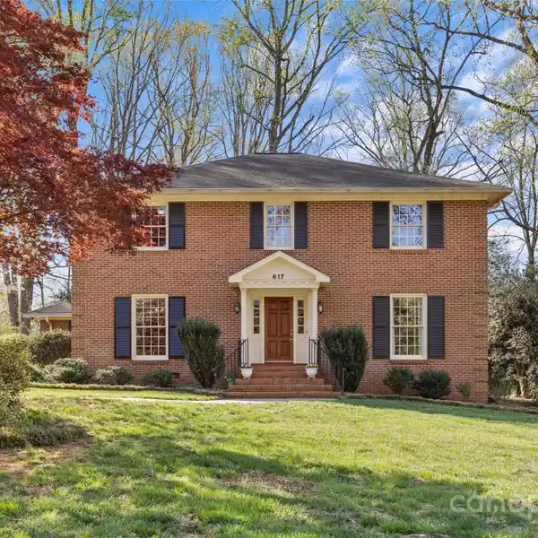 STATELY BRICK GEORGIAN