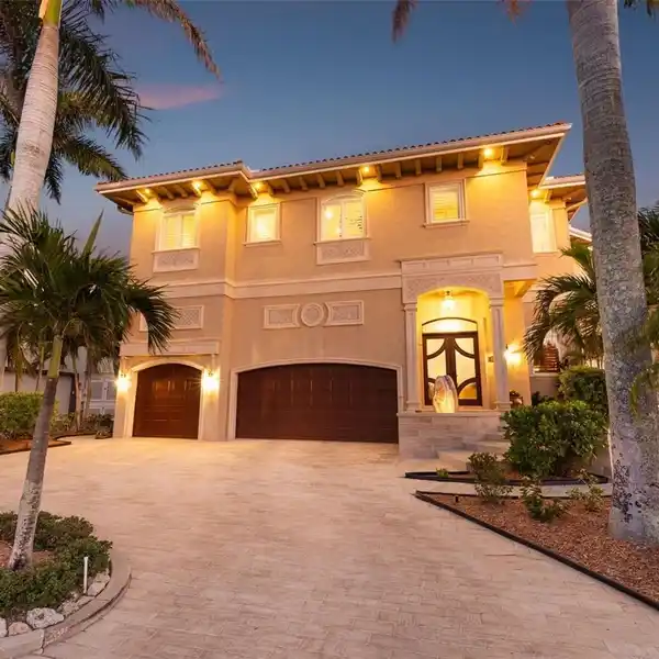 MAGICAL WATERFRONT ESTATE