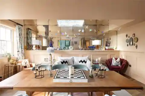 Exceptional Penthouse Apartment in Leinster Square