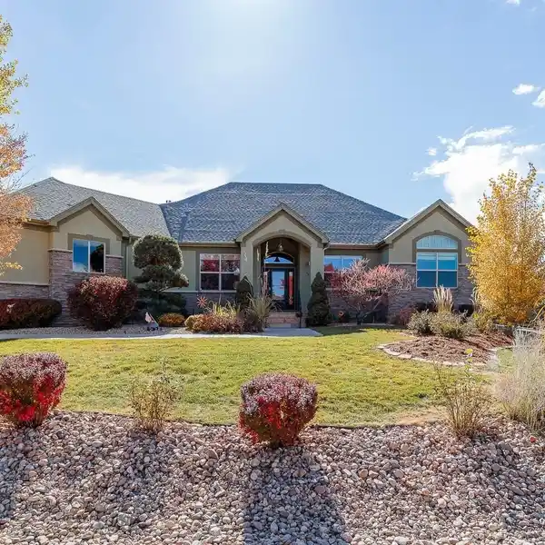 MODERN COMFORT MEETS TIMELESS DESIGN IN NIWOT