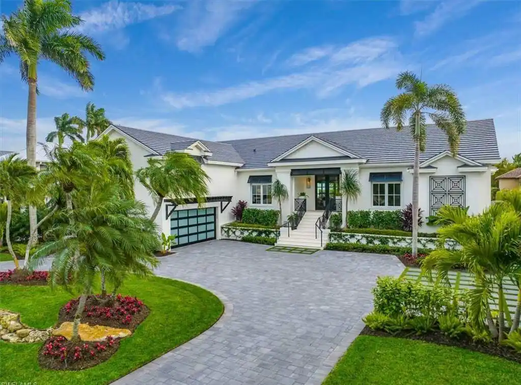 Remodeled Waterfront Beauty in Aqualane Shores