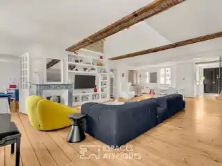 Top-Floor Duplex in an Exceptional Location