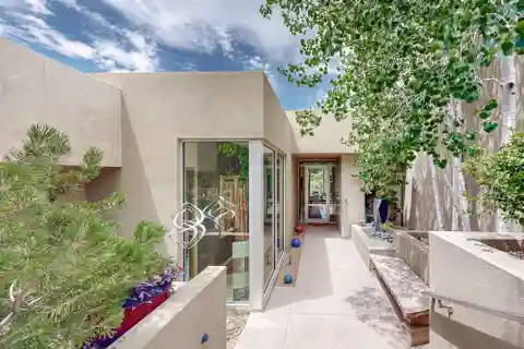 Contemporary Home High Above the City