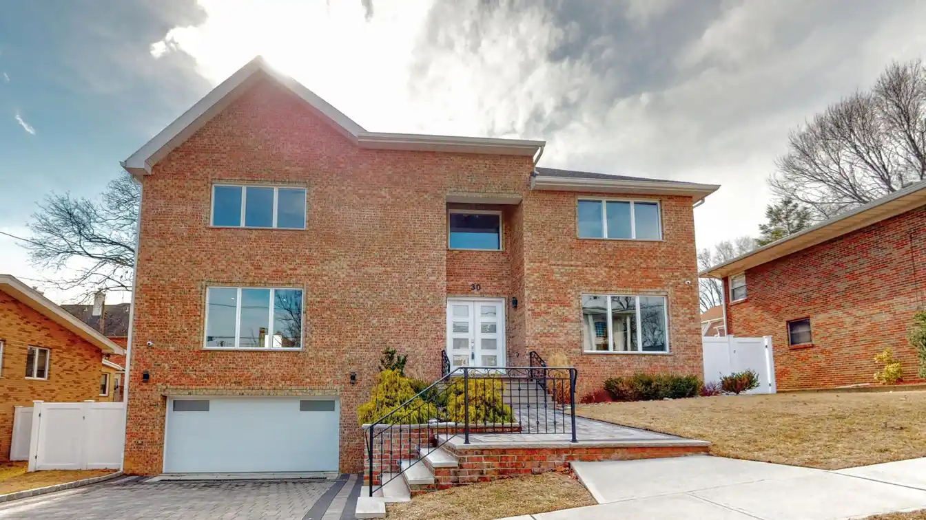 Exquisite Luxury Home in Cliffside Park
