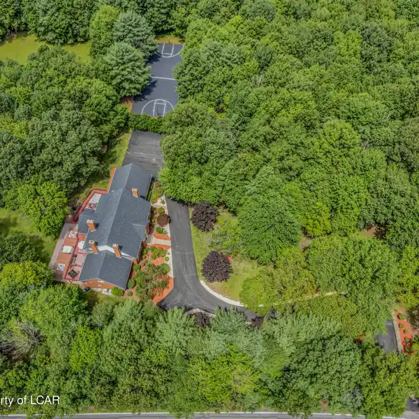 MANSION ON MAIN