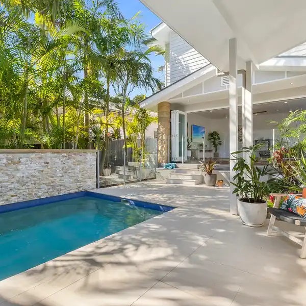 THE ESSENCE OF BEACHSIDE LIVING