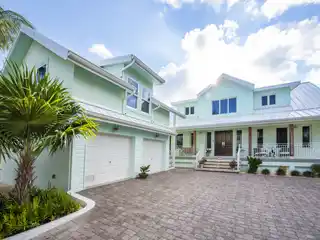 Executive Waterfront Home in Sunrise Landing