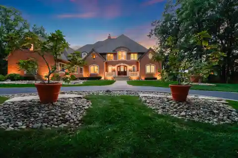 Timeless Luxury Meets Everyday Comfort in Rosewood Estates