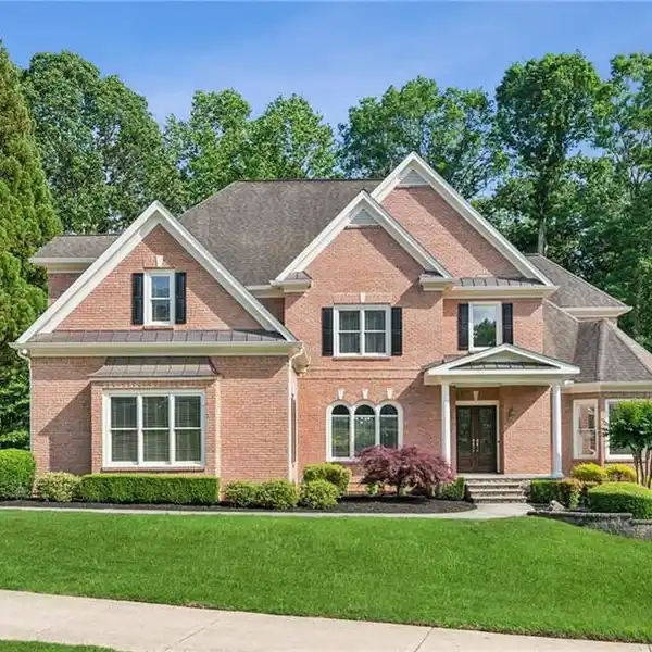 GOLF COURSE ESTATE IN COVETED CROOKED CREEK