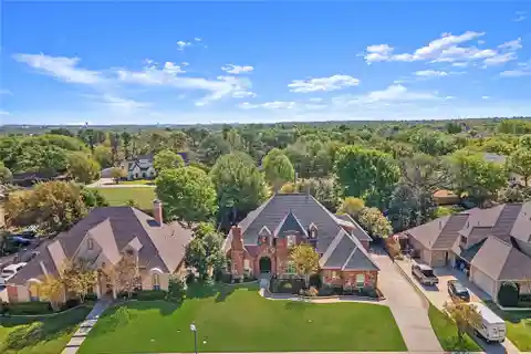Timeless Luxury in Coveted Williamsburg Estates