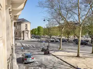 Lovely Apartment in a Beautiful Haussmann Building
