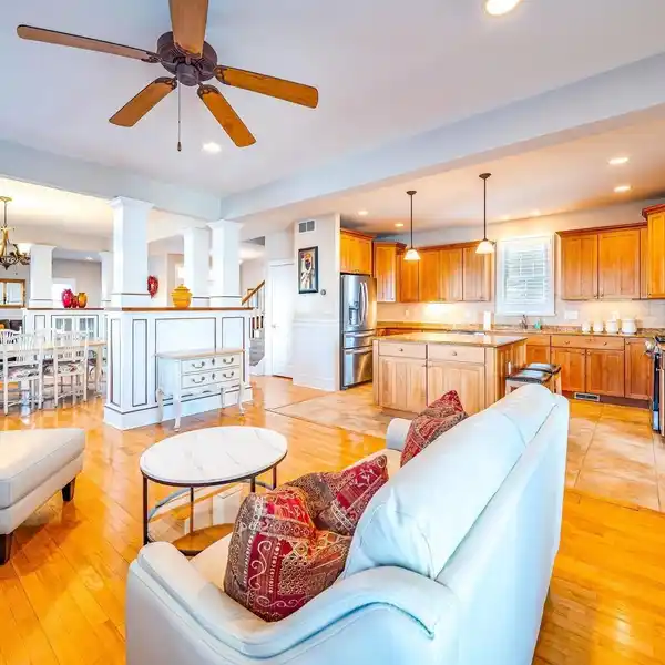 CLASSIC DESIGN WITH MODERN AMENITIES