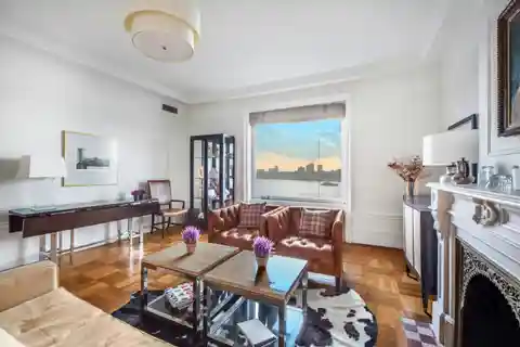 Incredible High-floor Panoramic Views