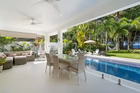 Contemporary Beachfront Residence