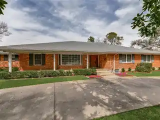 Spacious Charmer in North Highlands Estates