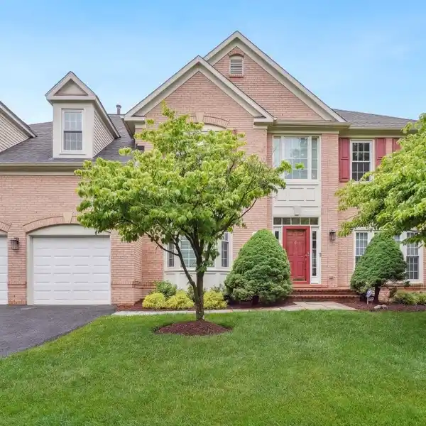 EXCEPTIONAL RESIDENCE IN COVETED BELLS MILL ESTATES