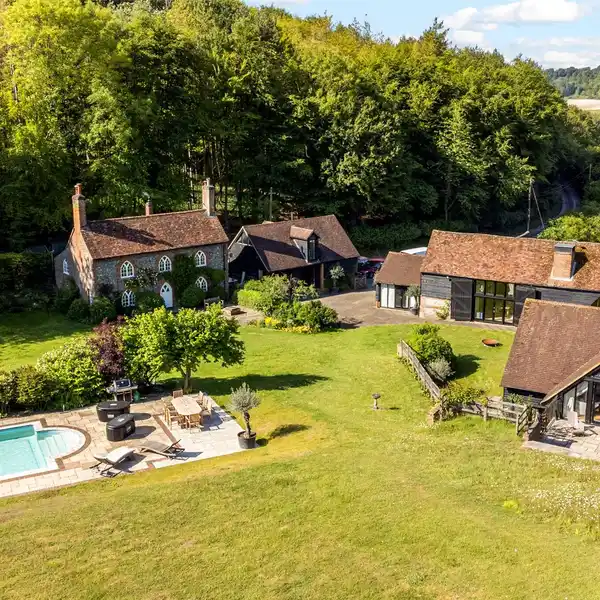 EXCEPTIONAL 37-ACRE COUNTRY RESIDENCE