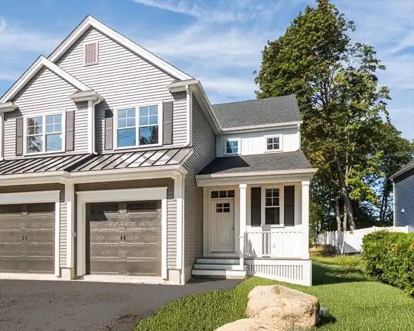 MODERN COMFORT MEETS PRIME LOCATION