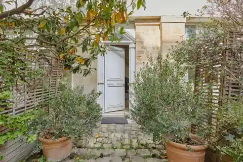 Completely Revamped Split-level Apartment