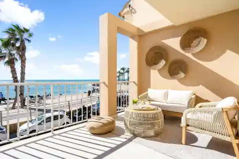 Apartment Directly on the Bay of Portixol