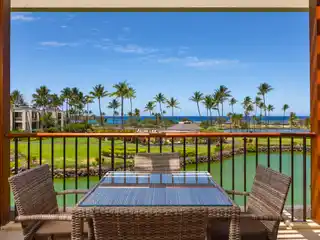 Top-floor Corner Unit with Gorgeous Views