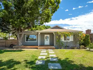 Versatile Garage Space Ideal for Home Office