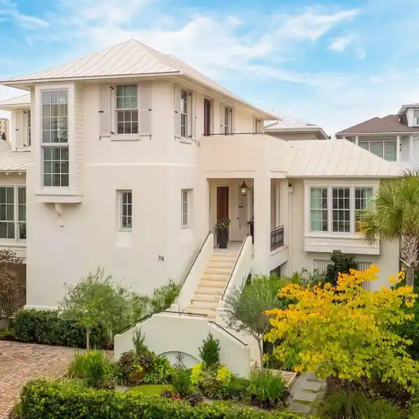 ARCHITECTURAL PERFECTION BY BEAU CLOWNEY & BENNETT HOFFORD